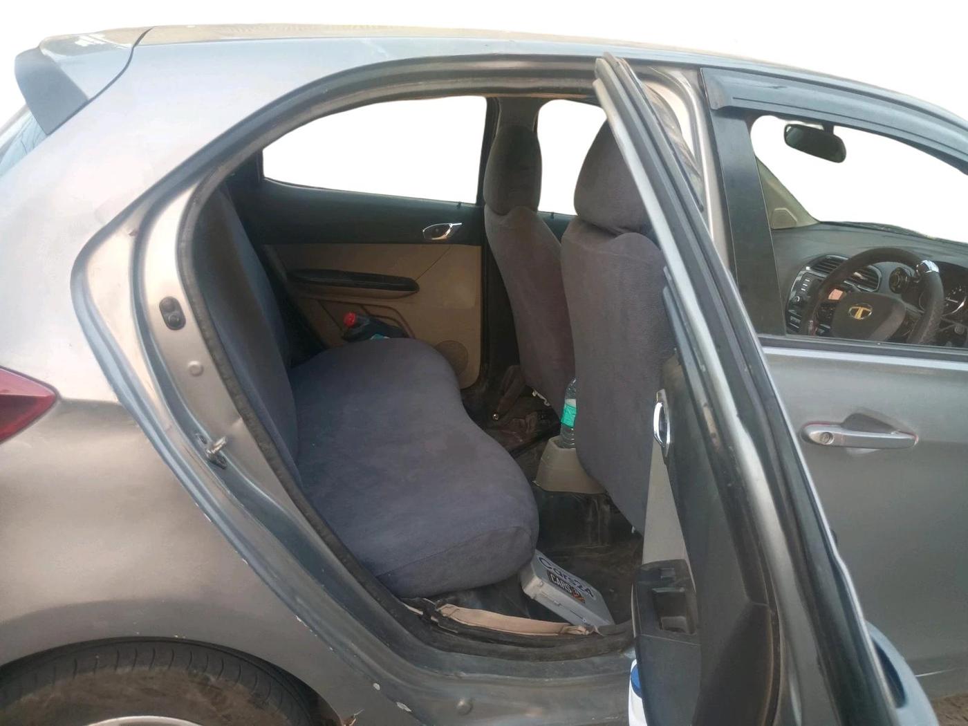 2018 Tata Tiago XZ PETROL, CNG, Manual, 2,30,480 km, interior