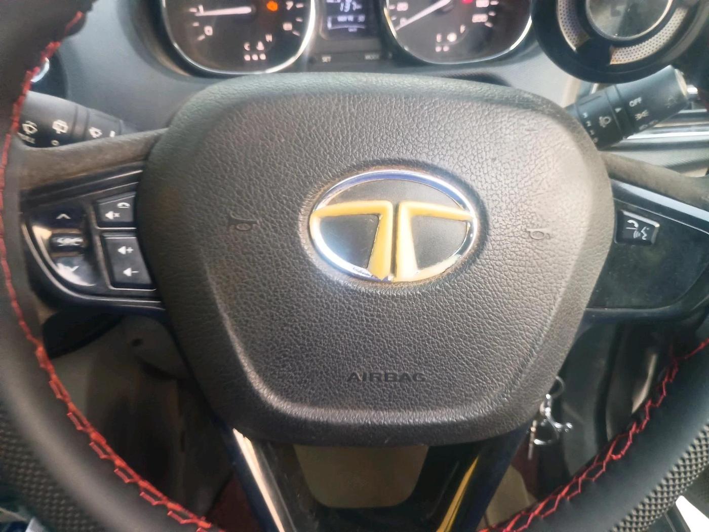 2018 Tata Tiago XZ PETROL, CNG, Manual, 2,30,480 km, interior