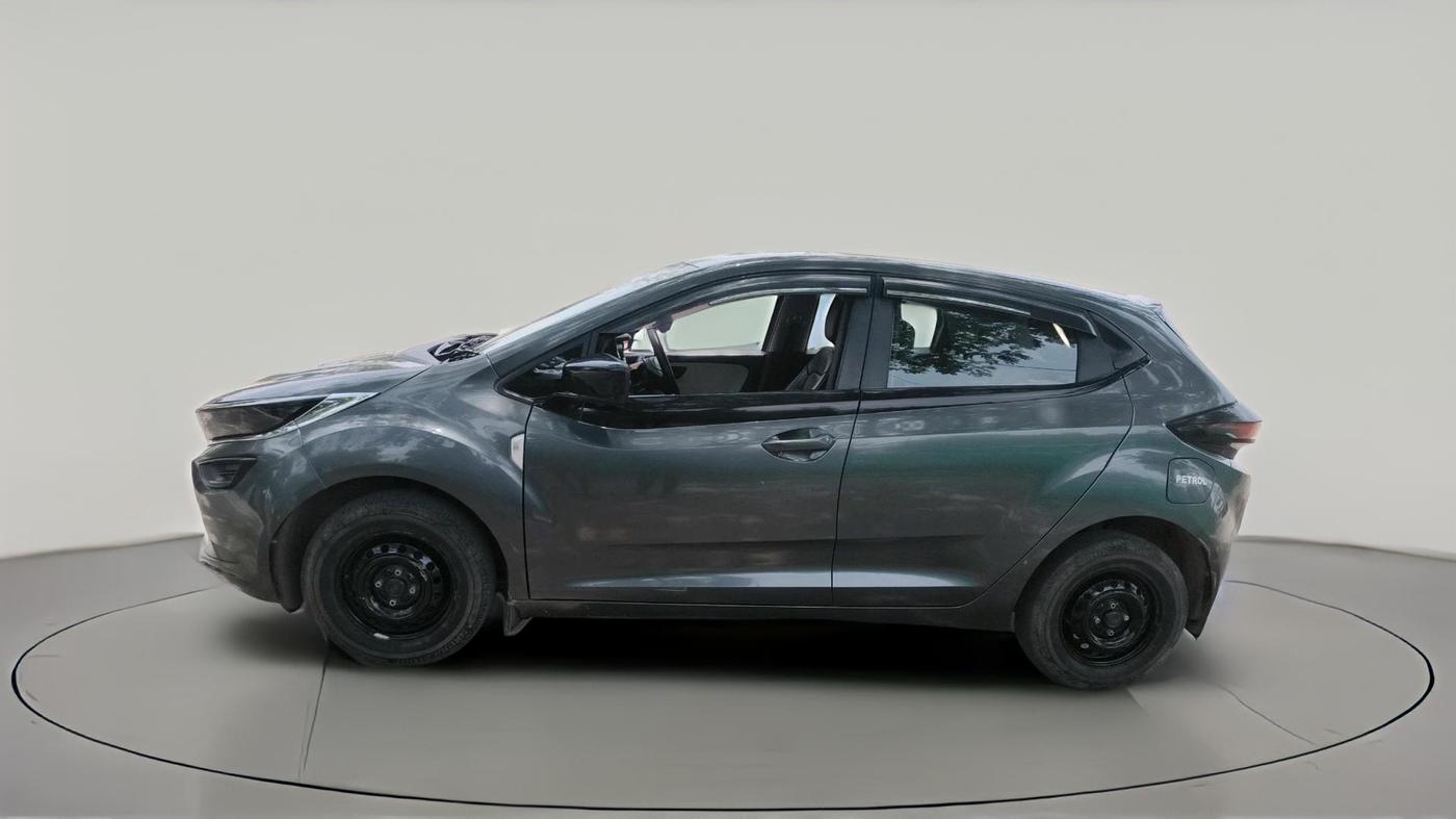 2023 Tata ALTROZ XE CNG, CNG, Manual, 42,022 km, exterior