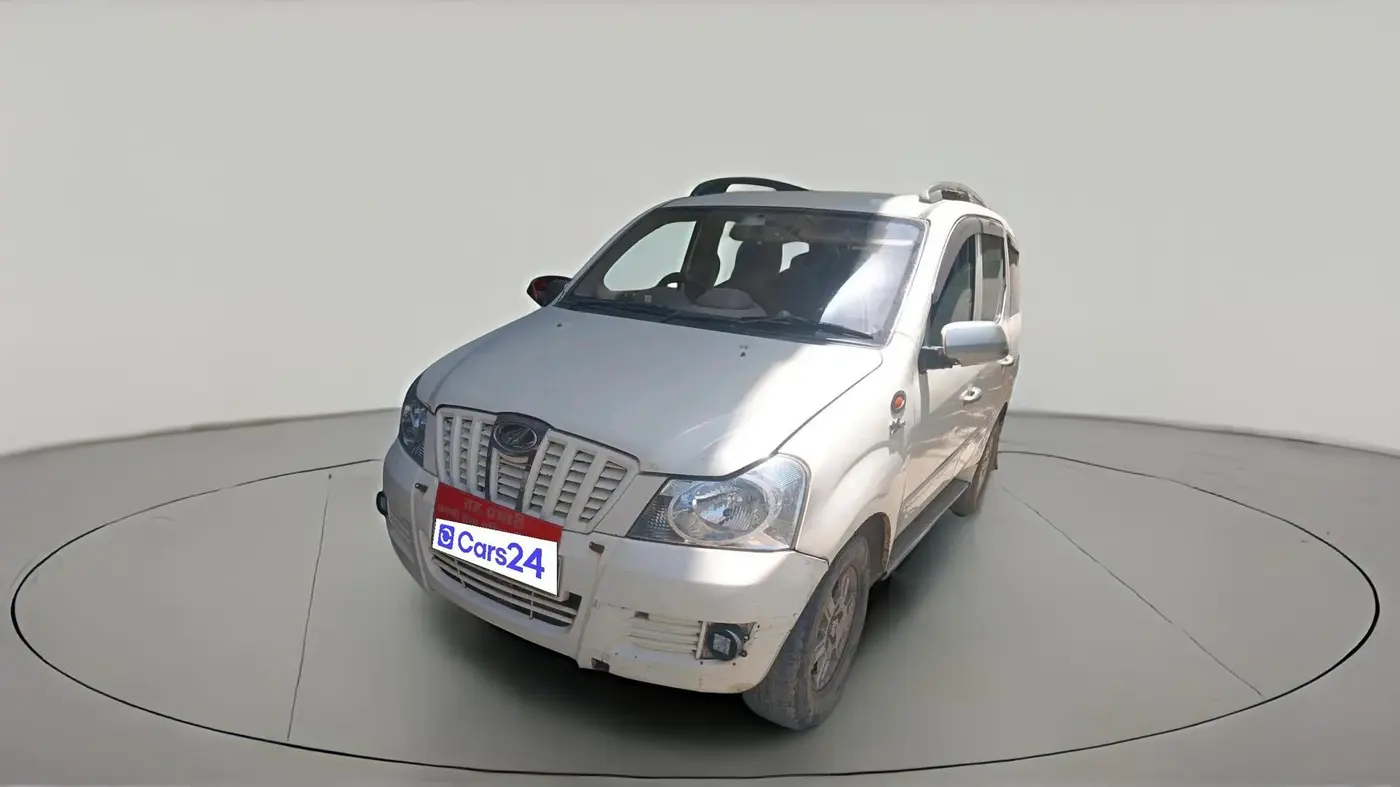 2011 Mahindra Xylo E8 BS III, Diesel, Manual, 1,35,381 km, exterior