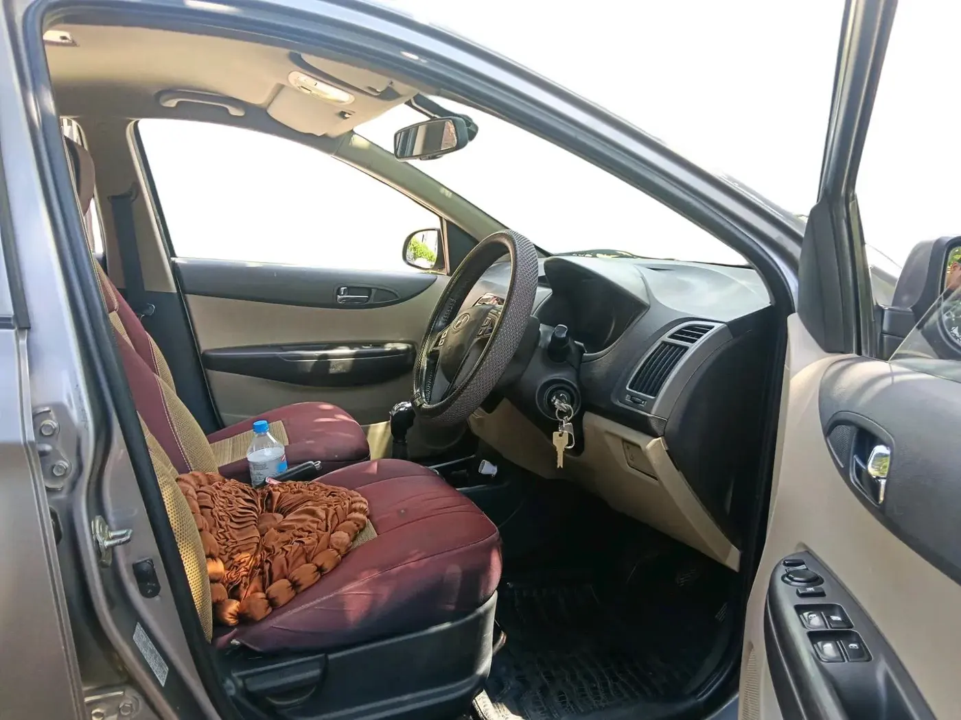 2013 Hyundai i20 SPORTZ 1.4 CRDI, Diesel, Manual, 1,30,101 km, interior