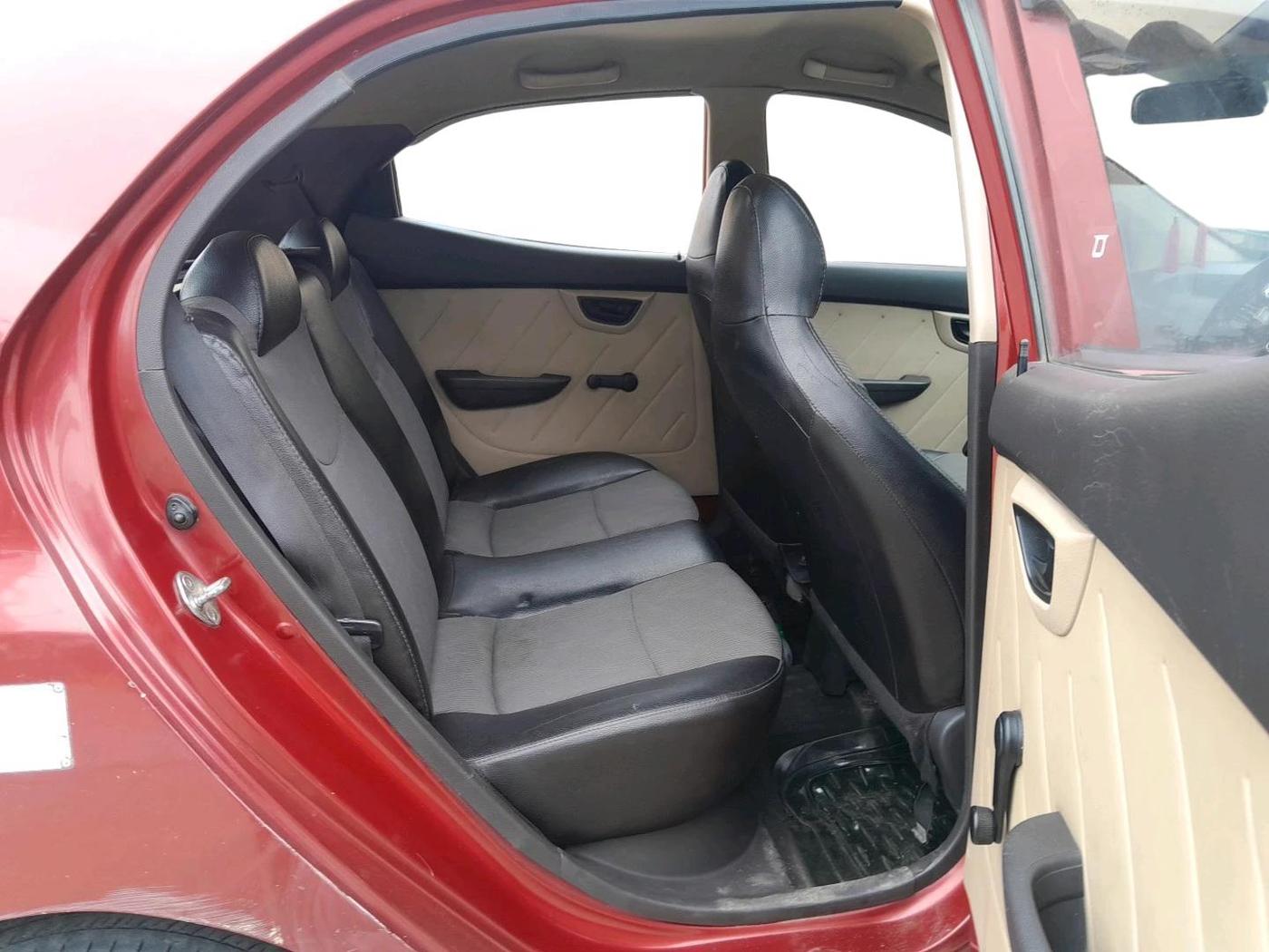 2012 Hyundai Eon D-LITE + LPG, Petrol, Manual, 68,416 km, interior