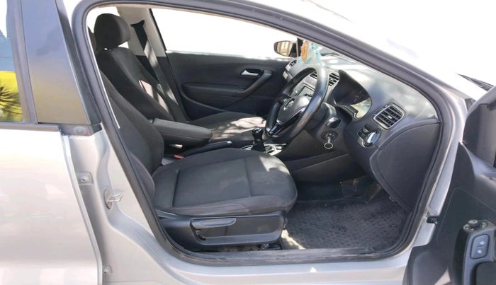 2021 Volkswagen Polo HIGHLINE PLUS 1.0L TSI, Petrol, Manual, 1,03,076 km, interior