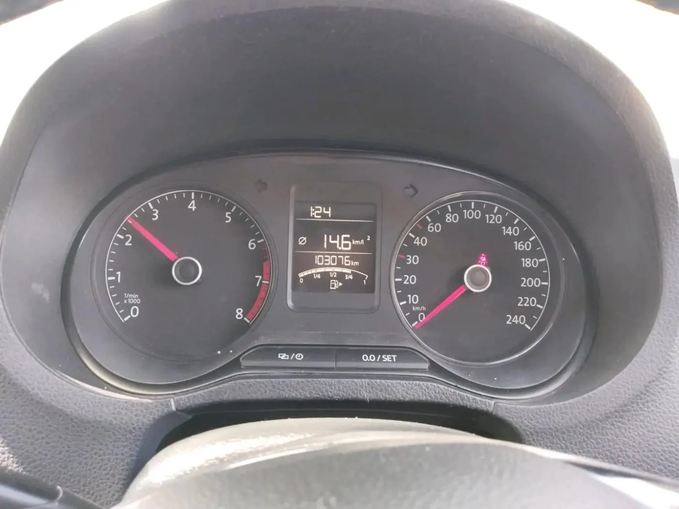 2021 Volkswagen Polo HIGHLINE PLUS 1.0L TSI, Petrol, Manual, 1,03,076 km, interior