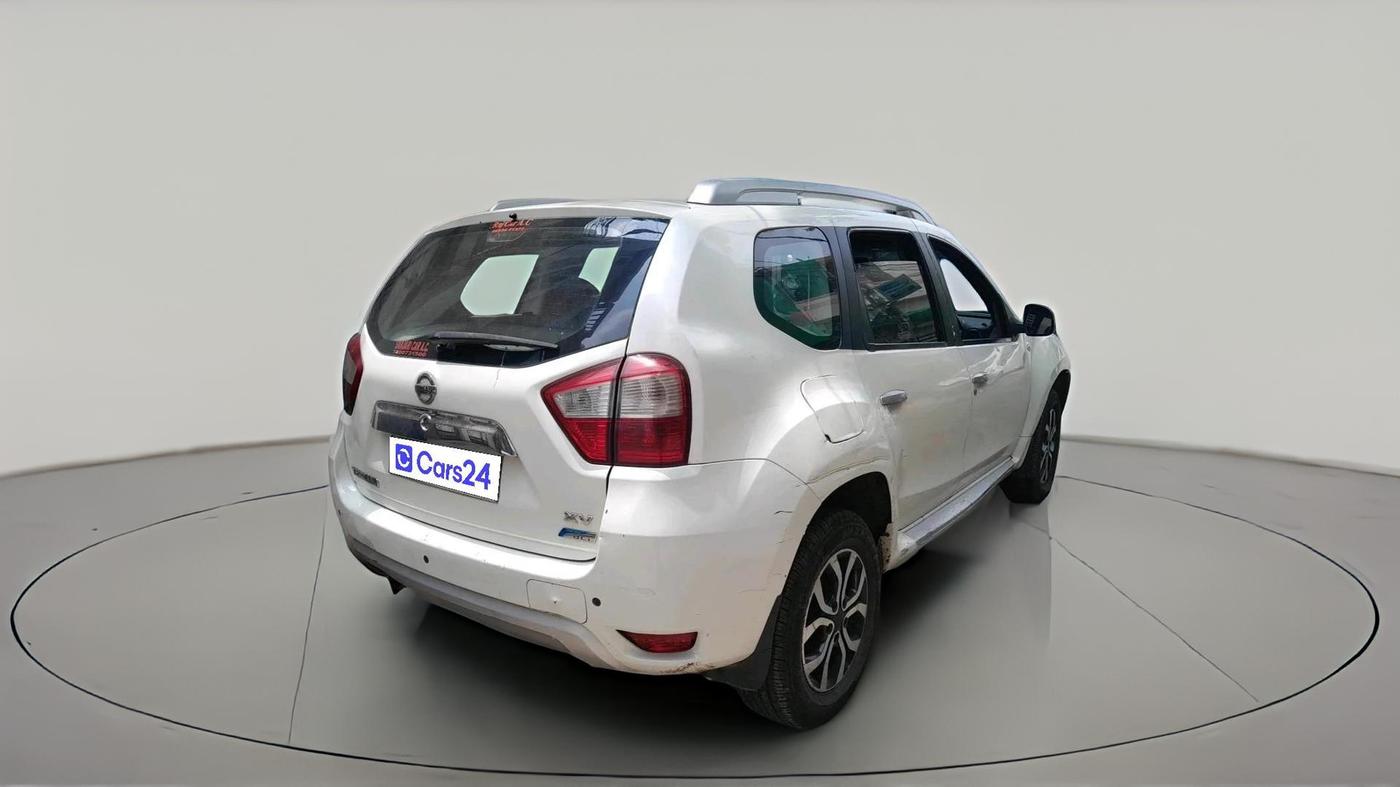 2015 Nissan Terrano XV D THP 110 PS, Diesel, Manual, 1,11,504 km, exterior