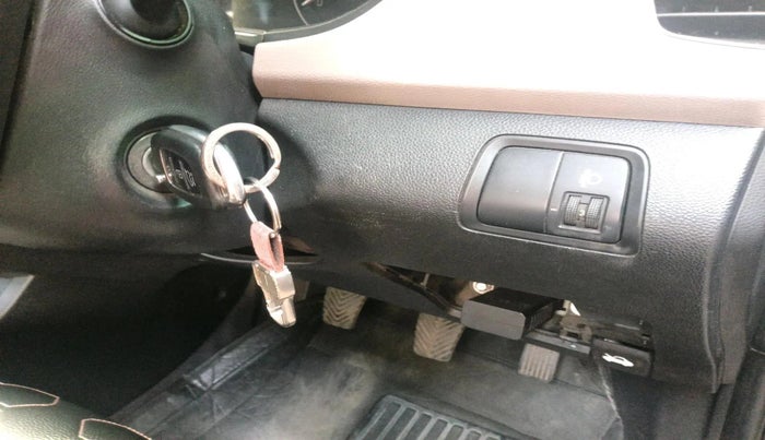 2015 Hyundai Elite i20 SPORTZ 1.4 CRDI, Diesel, Manual, 90,218 km, interior