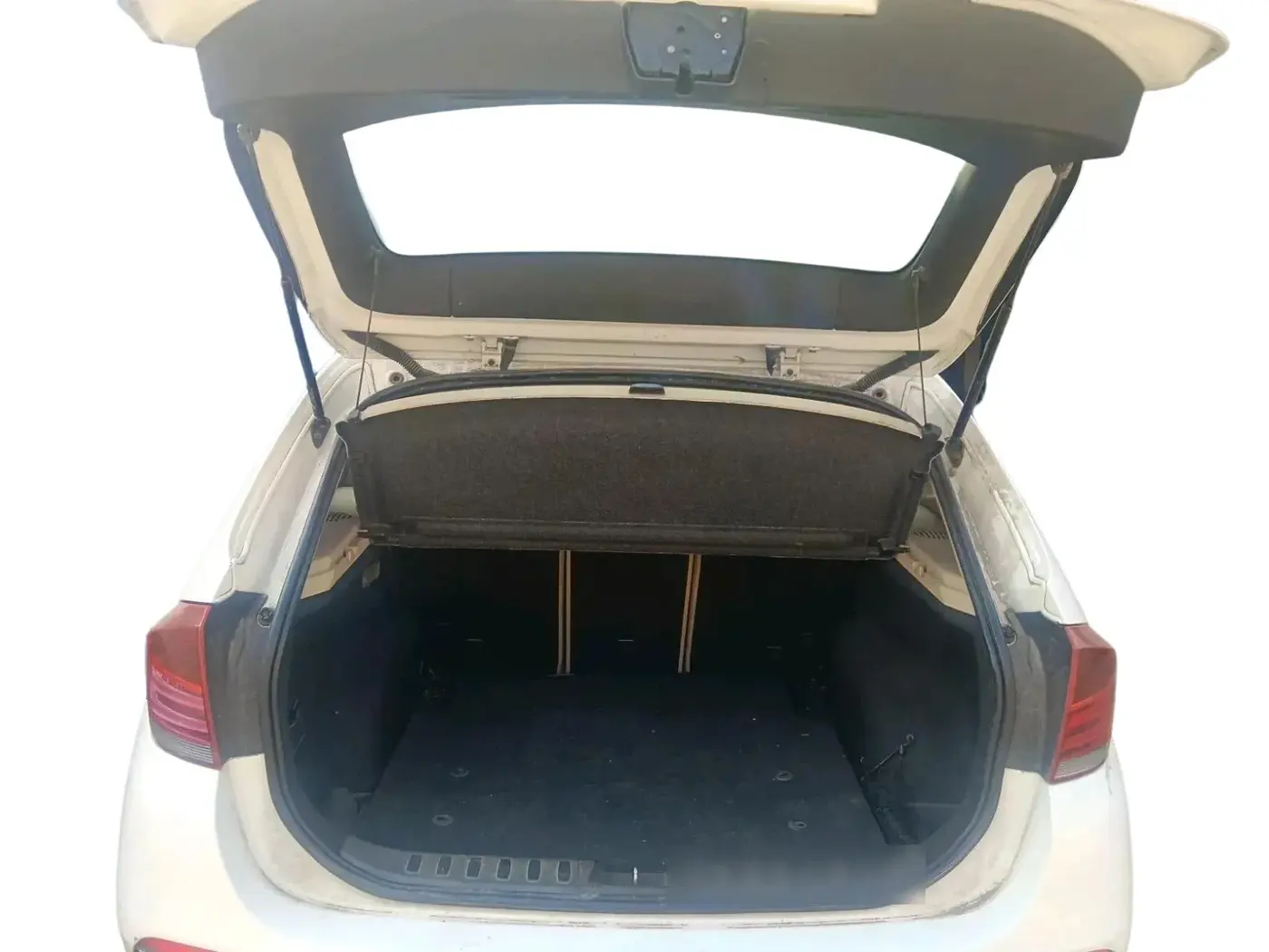 2011 BMW X1 sDrive20d, Diesel, Automatic, 98,990 km, exterior