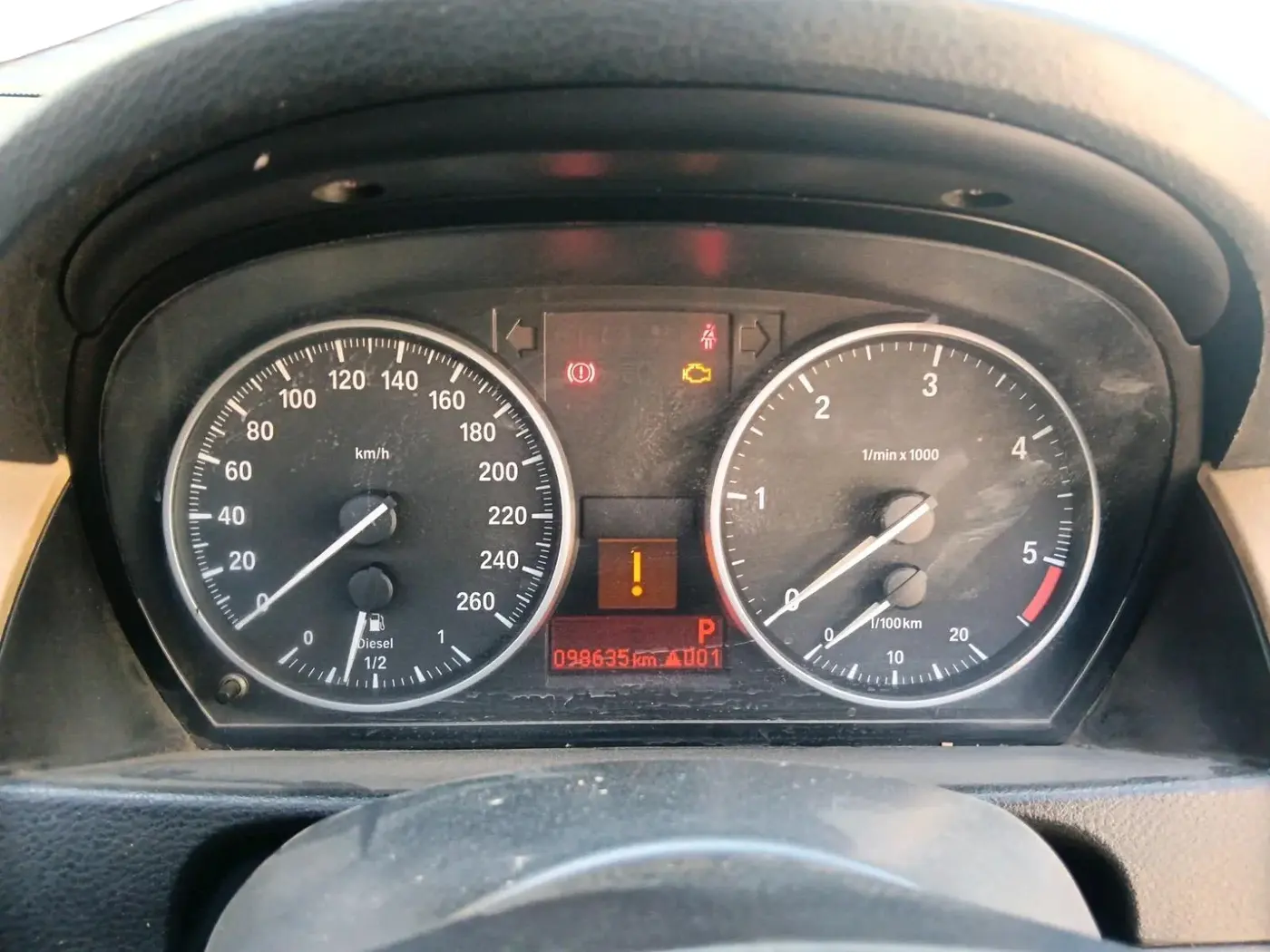 2011 BMW X1 sDrive20d, Diesel, Automatic, 98,990 km, interior