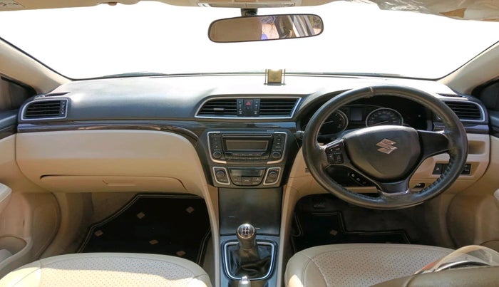 2017 Maruti Ciaz DELTA DIESEL 1.3, Diesel, Manual, 62,900 km, interior