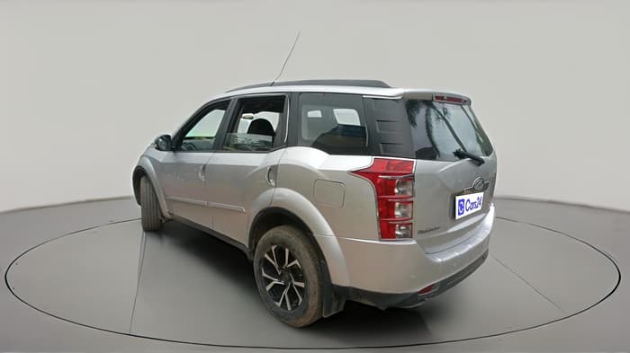 2013 Mahindra XUV500 W6, Diesel, Manual, 2,26,367 km, exterior