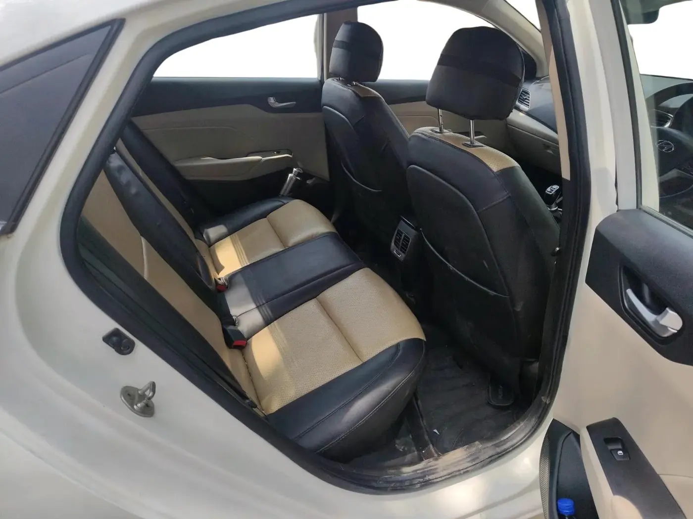 2017 Hyundai Verna 1.6 SX (O) CRDI MT, Diesel, Manual, 1,10,409 km, interior