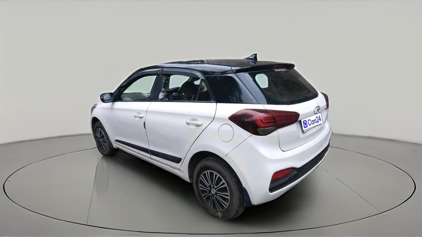 2018 Hyundai Elite i20 SPORTZ 1.4 CRDI, Diesel, Manual, 1,22,769 km, exterior
