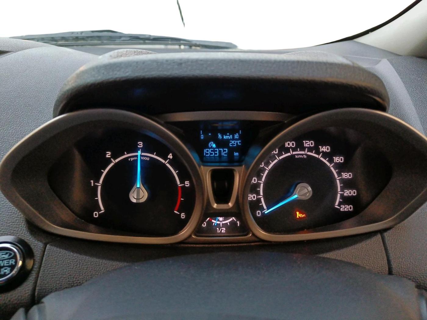 2013 Ford Ecosport TITANIUM 1.5L DIESEL, Diesel, Manual, 1,95,372 km, interior