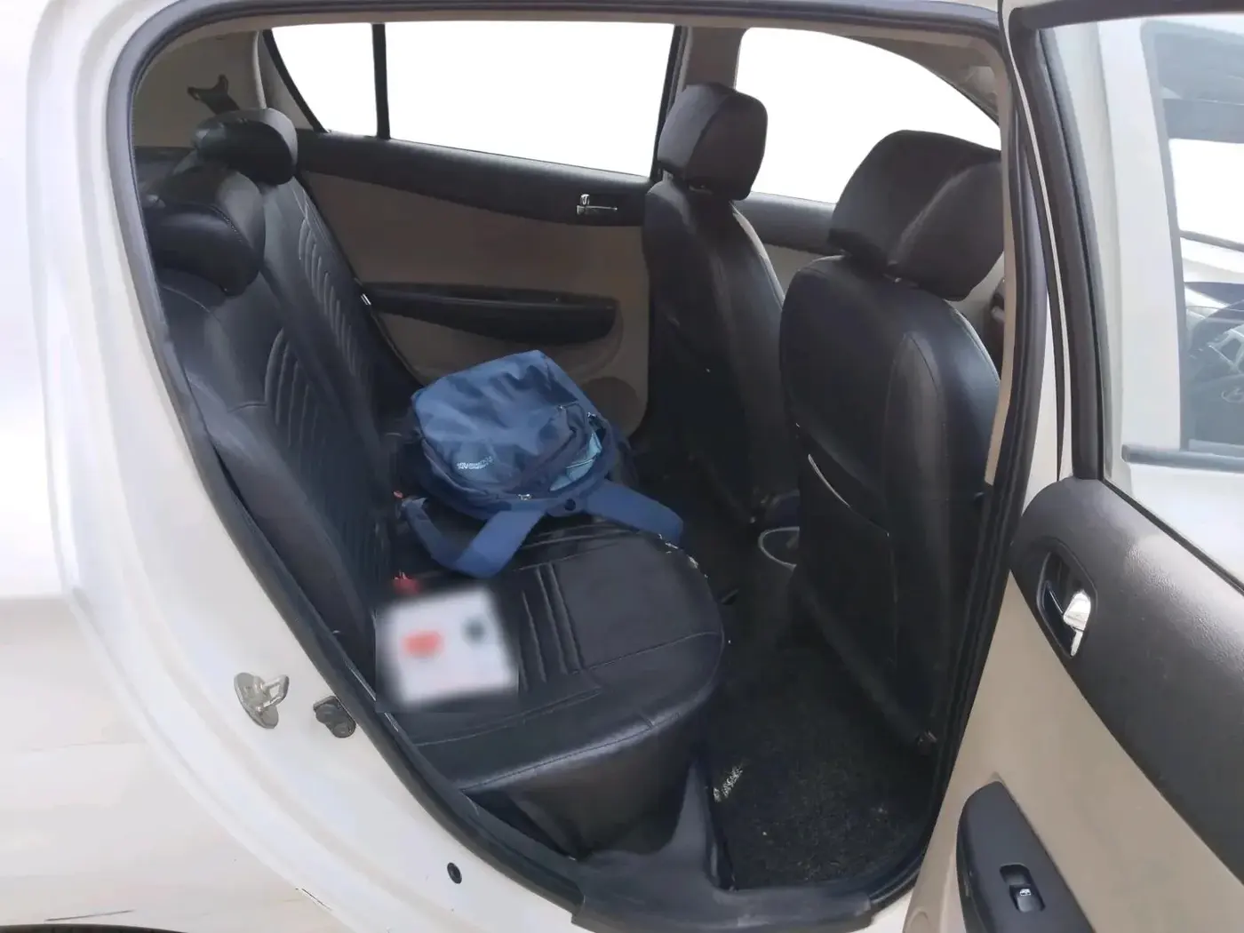 2012 Hyundai i20 SPORTZ 1.2, Petrol, Manual, 1,19,000 km, interior