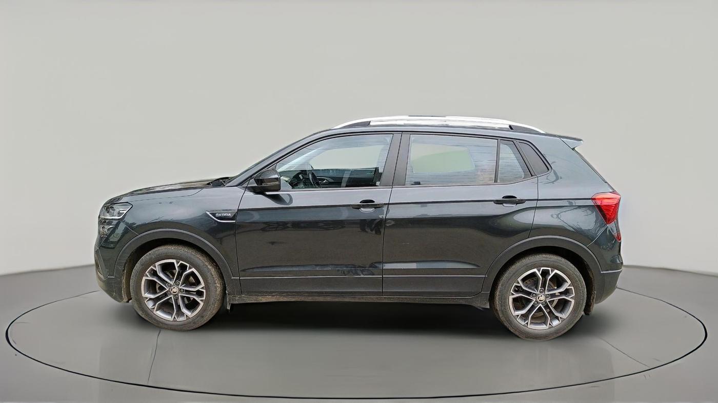 2021 Skoda KUSHAQ AMBITION 1.0L TSI AT, Petrol, Automatic, 37,984 km, exterior