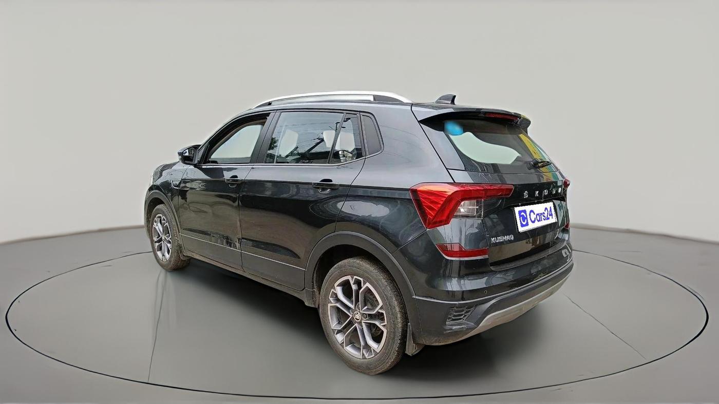 2021 Skoda KUSHAQ AMBITION 1.0L TSI AT, Petrol, Automatic, 37,984 km, exterior