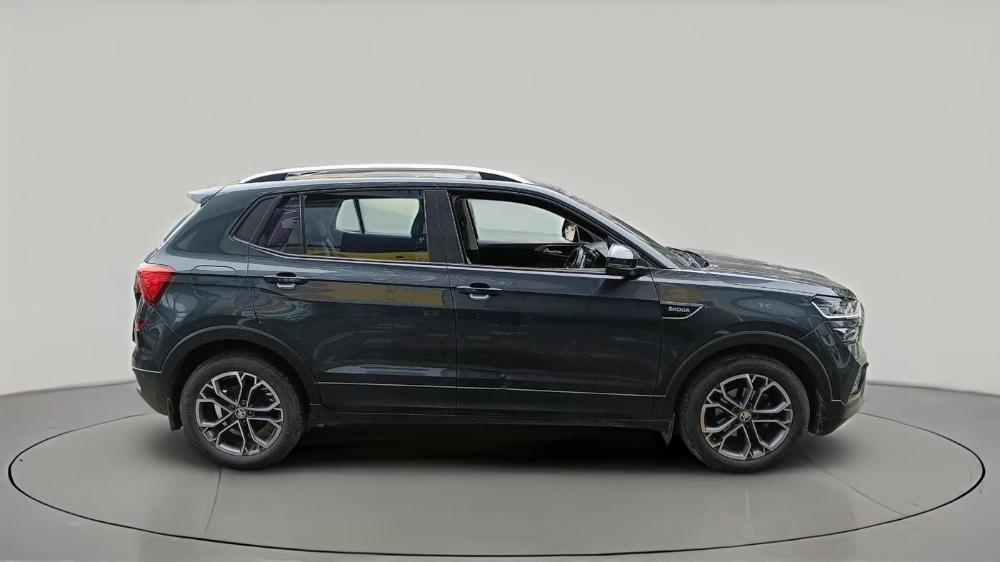 2021 Skoda KUSHAQ AMBITION 1.0L TSI AT, Petrol, Automatic, 37,984 km, exterior
