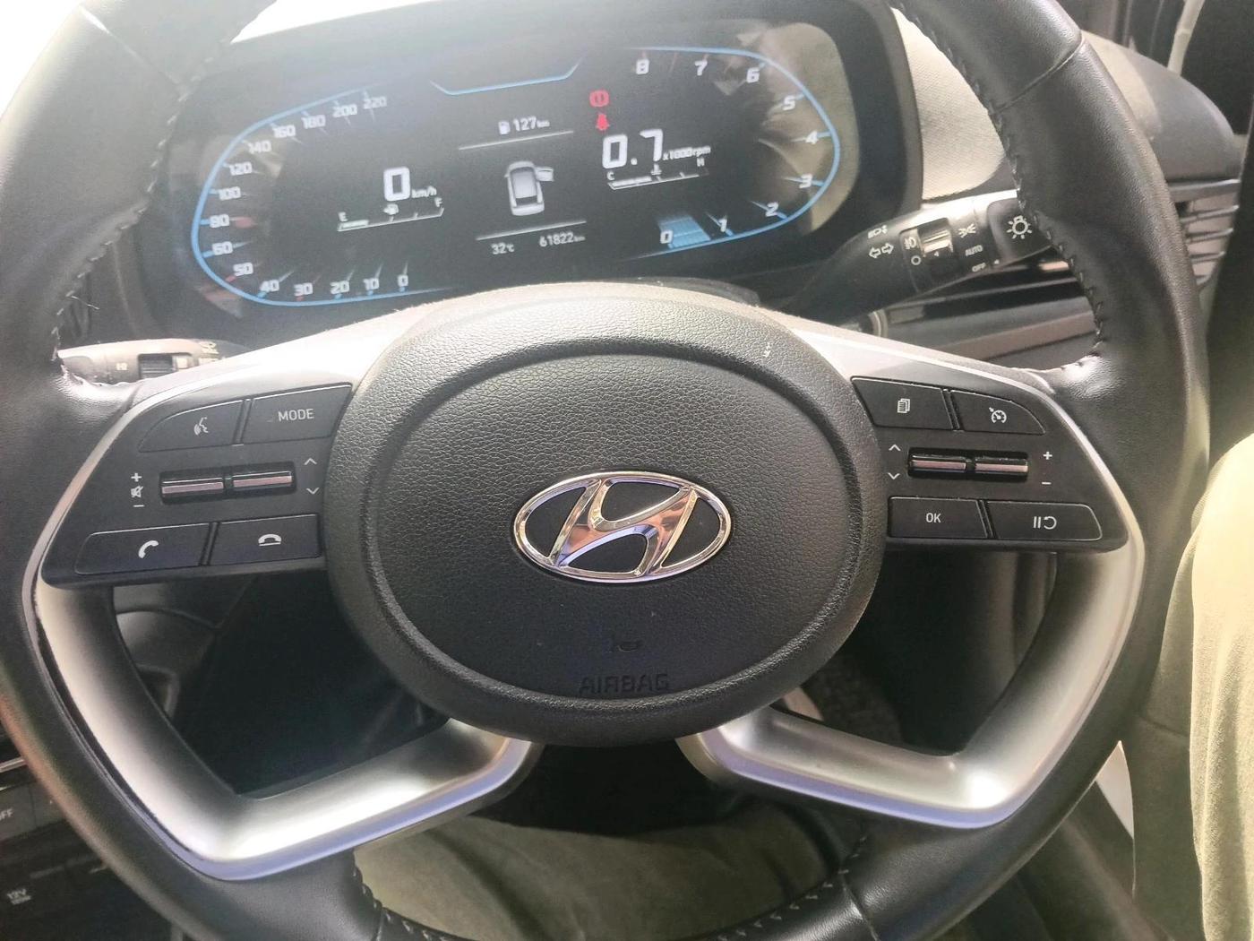 2022 Hyundai NEW I20 ASTA (O) 1.2 MT, Petrol, Manual, 61,822 km, interior