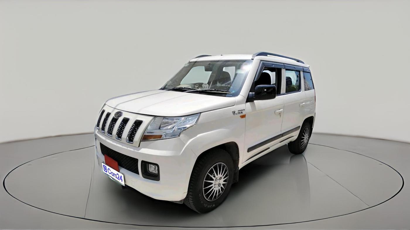 2018 Mahindra TUV300 T6 PLUS, Diesel, Manual, 86,785 km, exterior