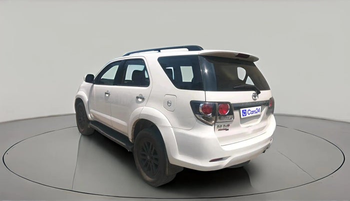 2015 Toyota Fortuner 3.0 4X4 MT, Diesel, Manual, 1,04,997 km, exterior