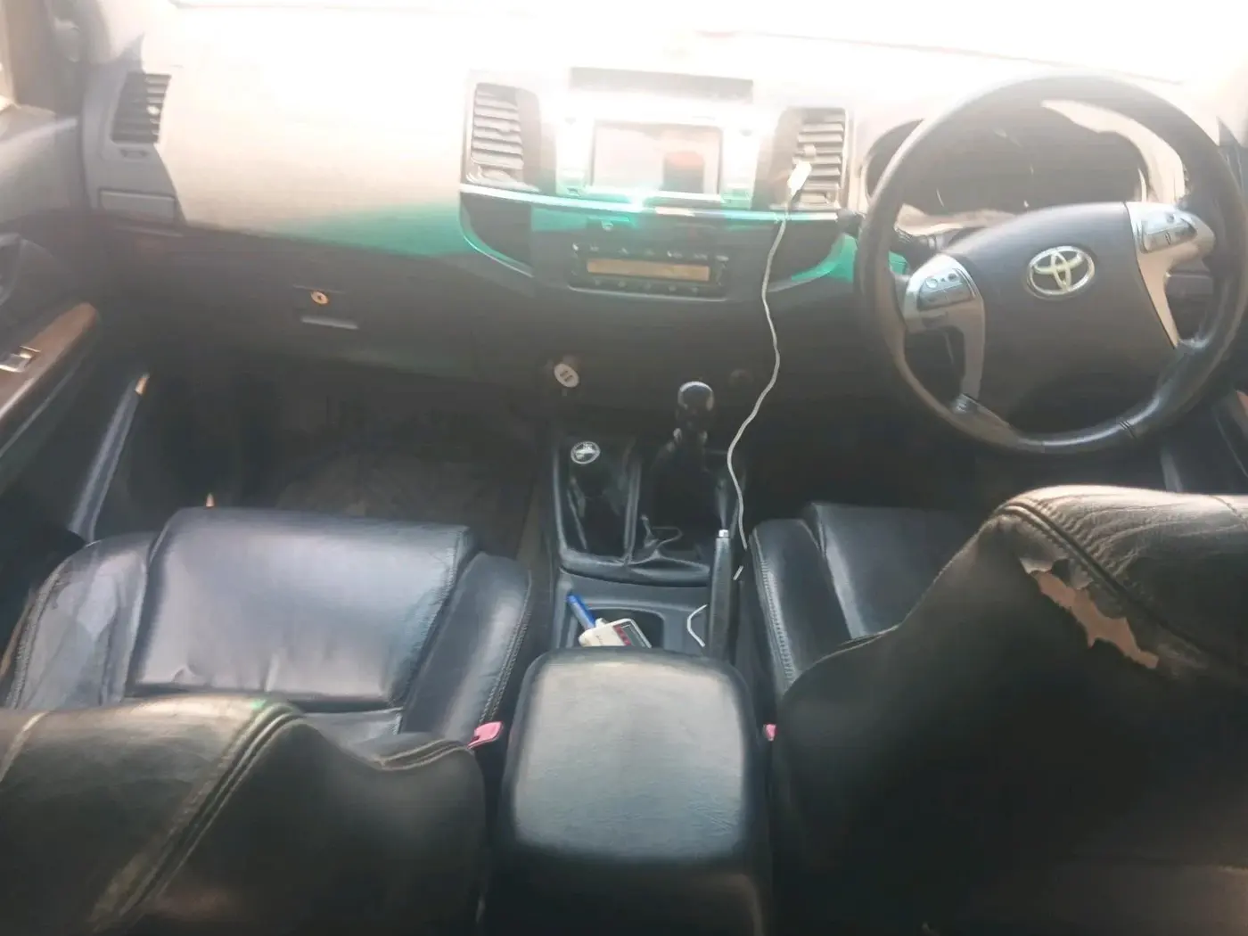 2015 Toyota Fortuner 3.0 4X4 MT, Diesel, Manual, 1,04,997 km, interior