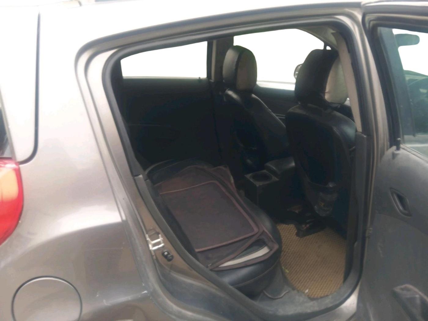 2013 Chevrolet Beat LT DIESEL, Diesel, Manual, 1,79,724 km, interior