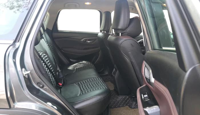 2023 Maruti Grand Vitara ZETA SMART HYBRID, Petrol, Manual, 25,961 km, interior