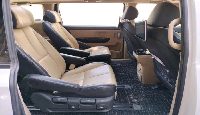 2020 KIA CARNIVAL LIMOUSINE 2.2 7 STR, Diesel, Automatic, 77,854 km, interior