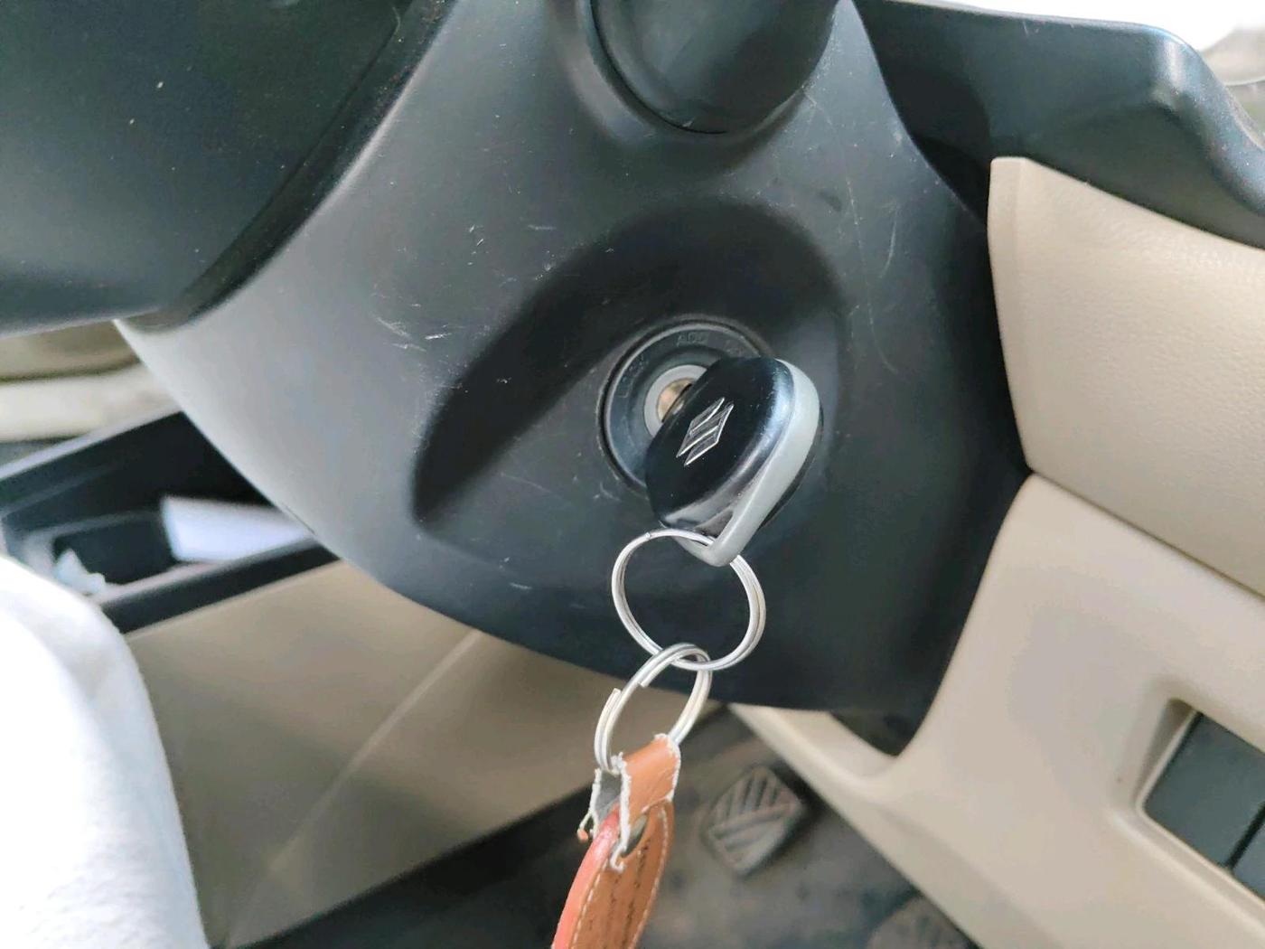2022 Maruti Dzire VXI CNG, CNG, Manual, 68,702 km, interior