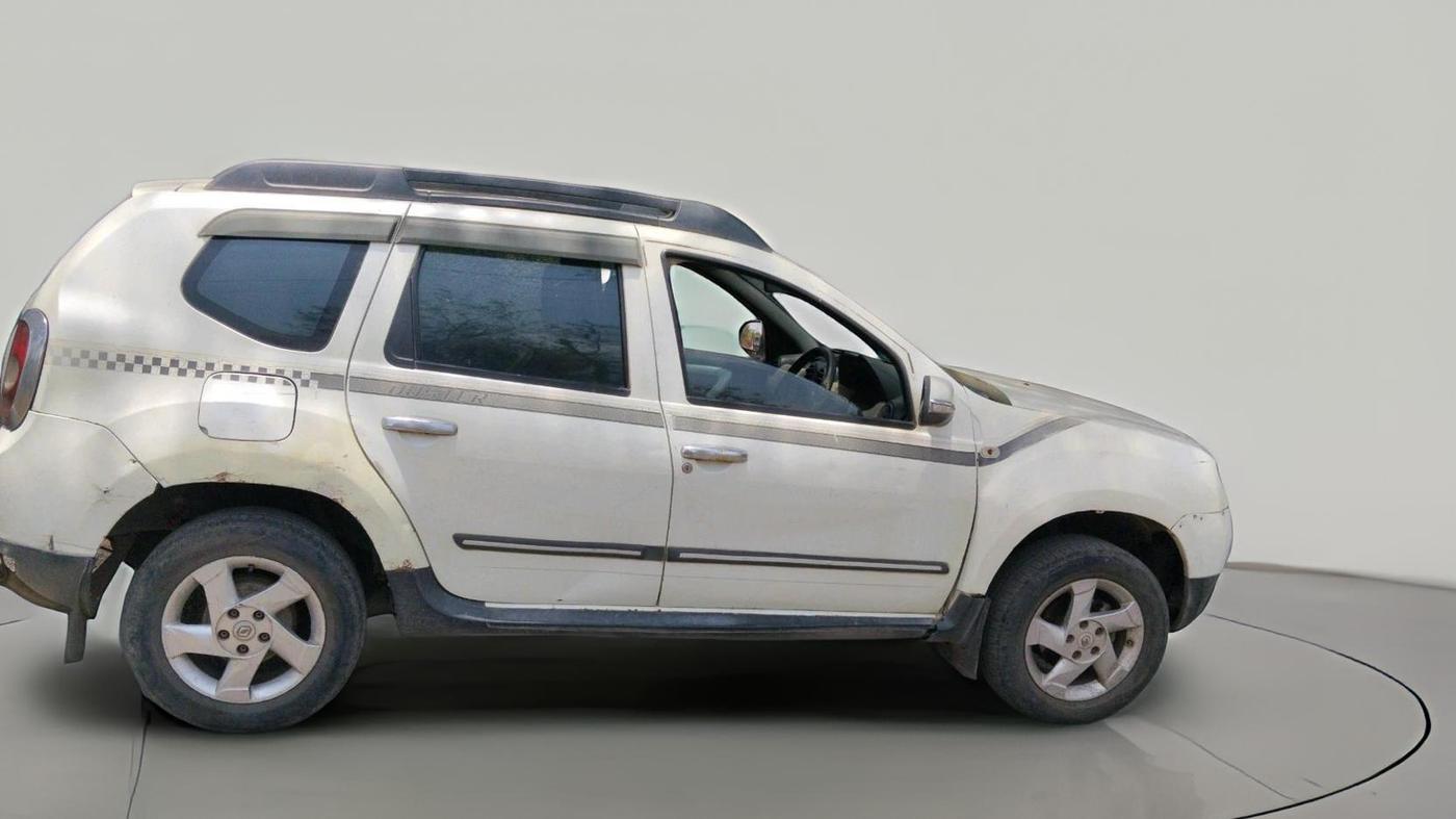 2013 Renault Duster 85 PS RXL DIESEL, Diesel, Manual, 2,06,091 km, exterior