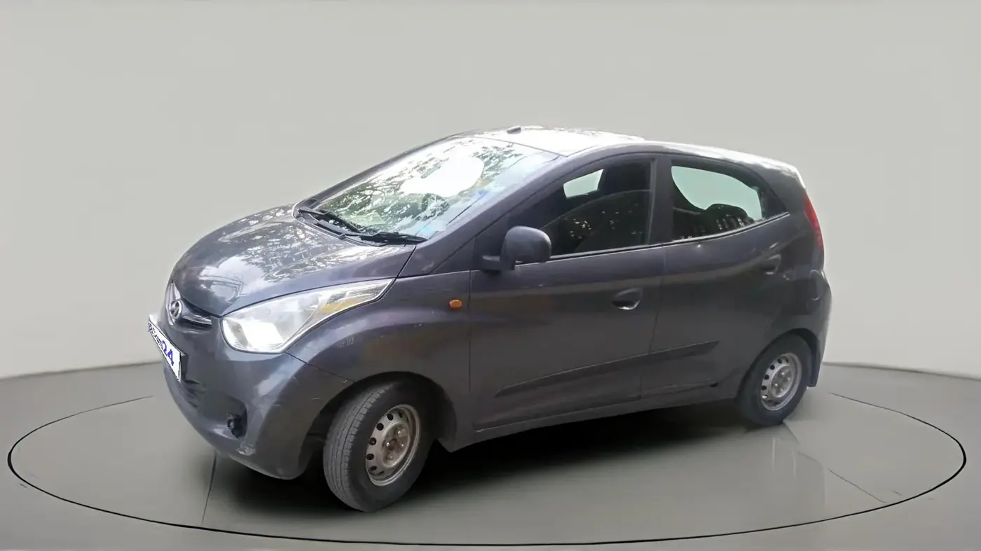 2017 Hyundai Eon ERA +, CNG, Manual, 1,36,902 km, exterior