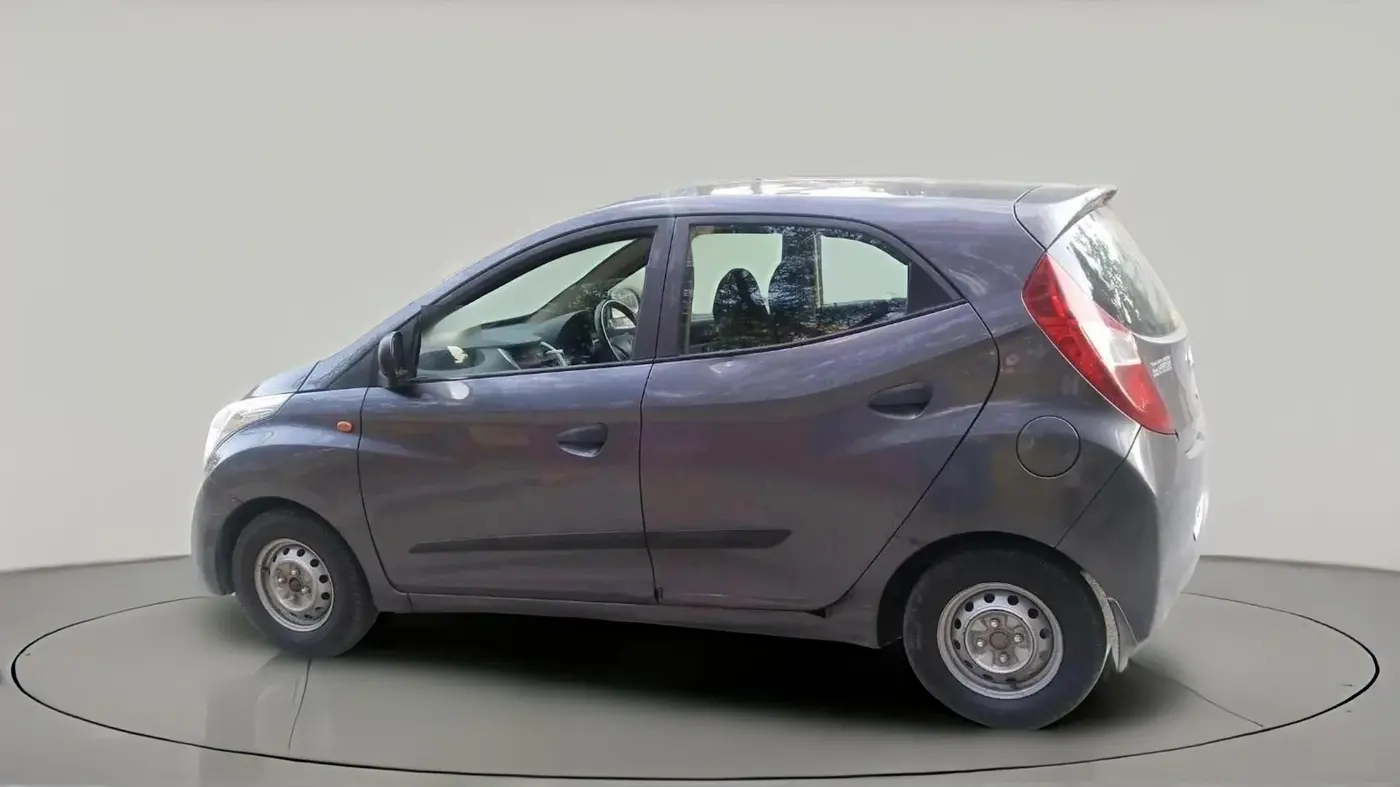 2017 Hyundai Eon ERA +, CNG, Manual, 1,36,902 km, exterior
