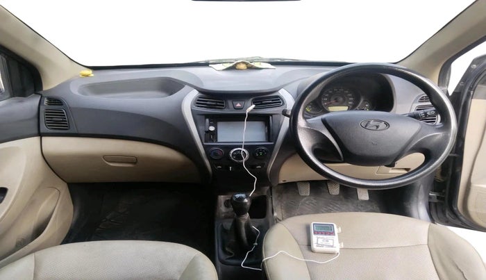 2017 Hyundai Eon ERA +, CNG, Manual, 1,36,902 km, interior