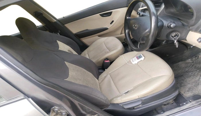 2017 Hyundai Eon ERA +, CNG, Manual, 1,36,902 km, interior