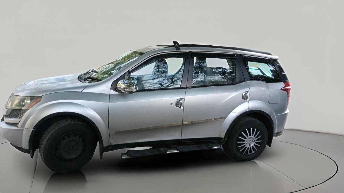 2013 Mahindra XUV500 W6, Diesel, Manual, 83,200 km, exterior
