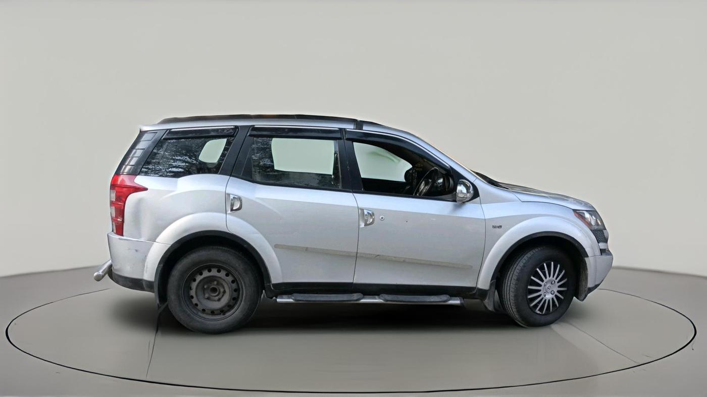 2013 Mahindra XUV500 W6, Diesel, Manual, 83,200 km, exterior