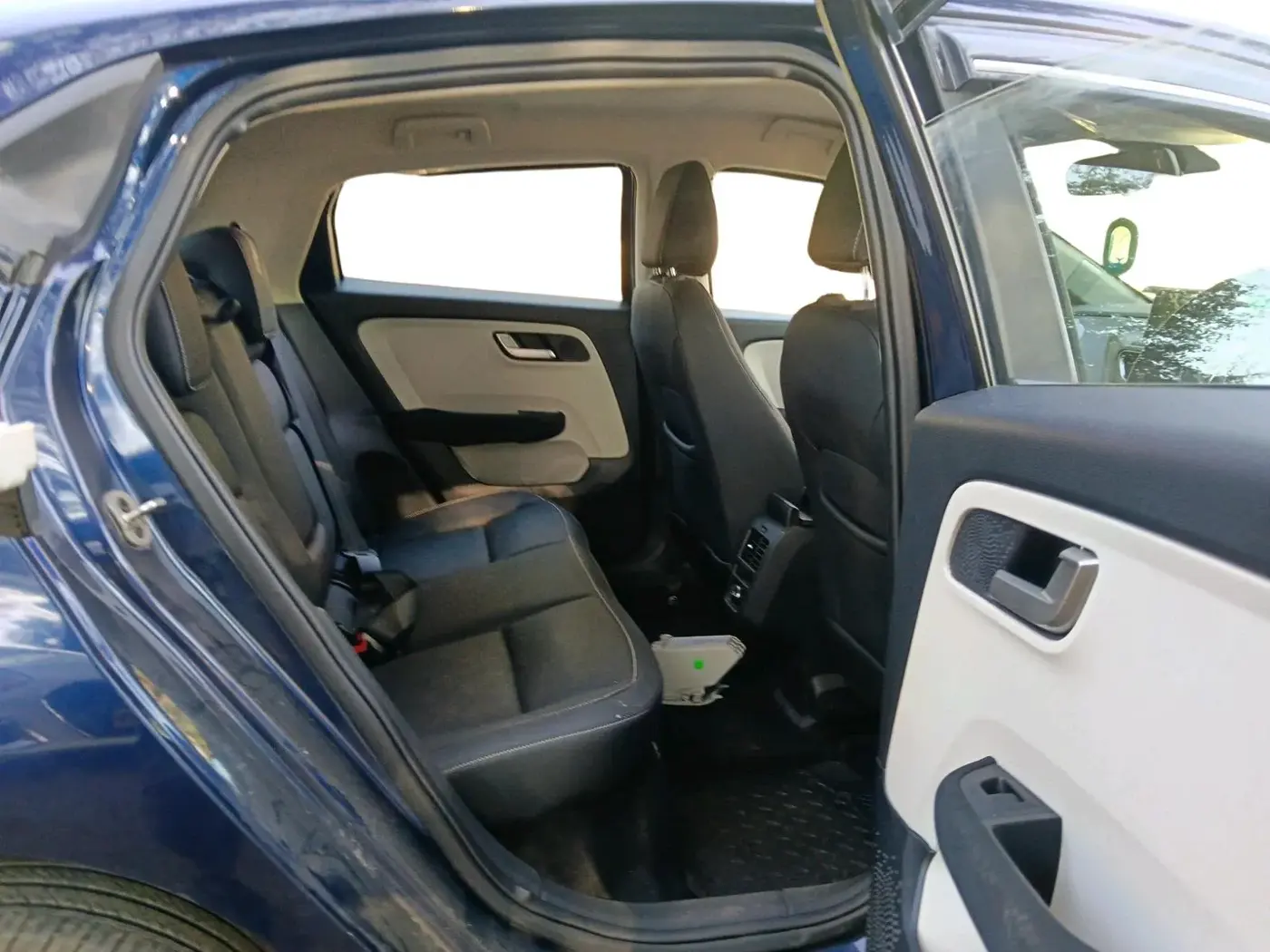 2023 Tata ALTROZ XZA PLUS, Petrol, Automatic, 10,903 km, interior