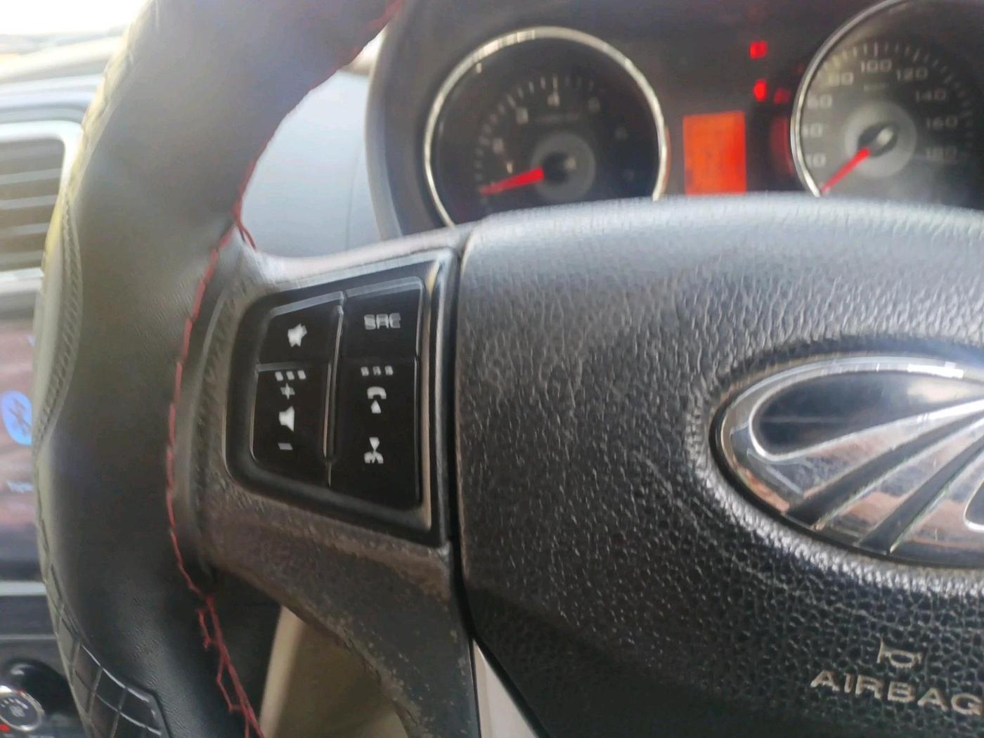 2018 Mahindra TUV300 T8, Diesel, Manual, 8 km, interior