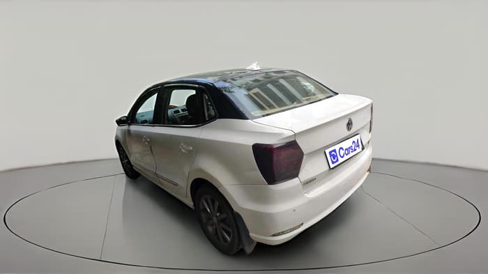 2017 Volkswagen Ameo HIGHLINE PLUS 1.5L 16 ALLOY, Diesel, Manual, 56,825 km, exterior
