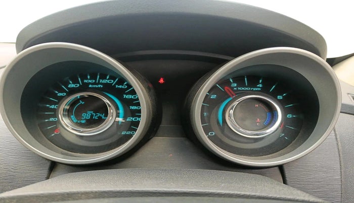 2017 Mahindra XUV500 W6, Diesel, Manual, 98,724 km, interior