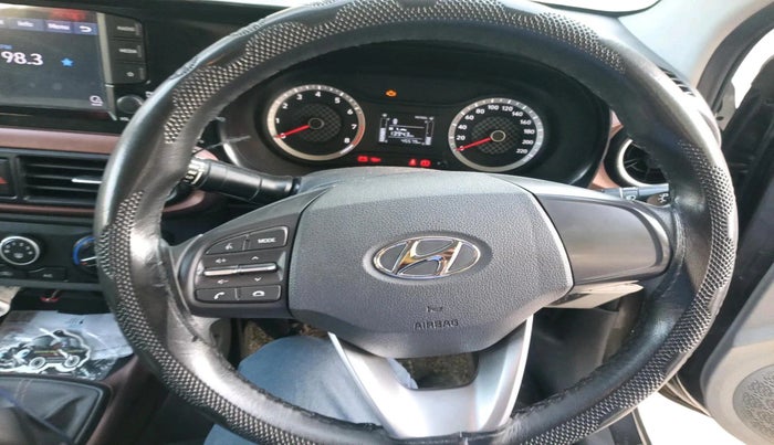 2022 Hyundai AURA SX 1.2 CNG, CNG, Manual, 45,579 km, interior