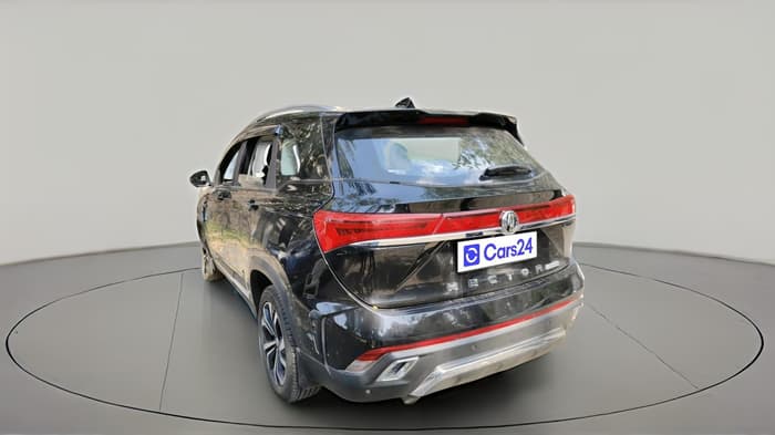 2024 MG HECTOR PLUS Select Pro 1.5 MT 7 STR, Petrol, Manual, 37,623 km, exterior