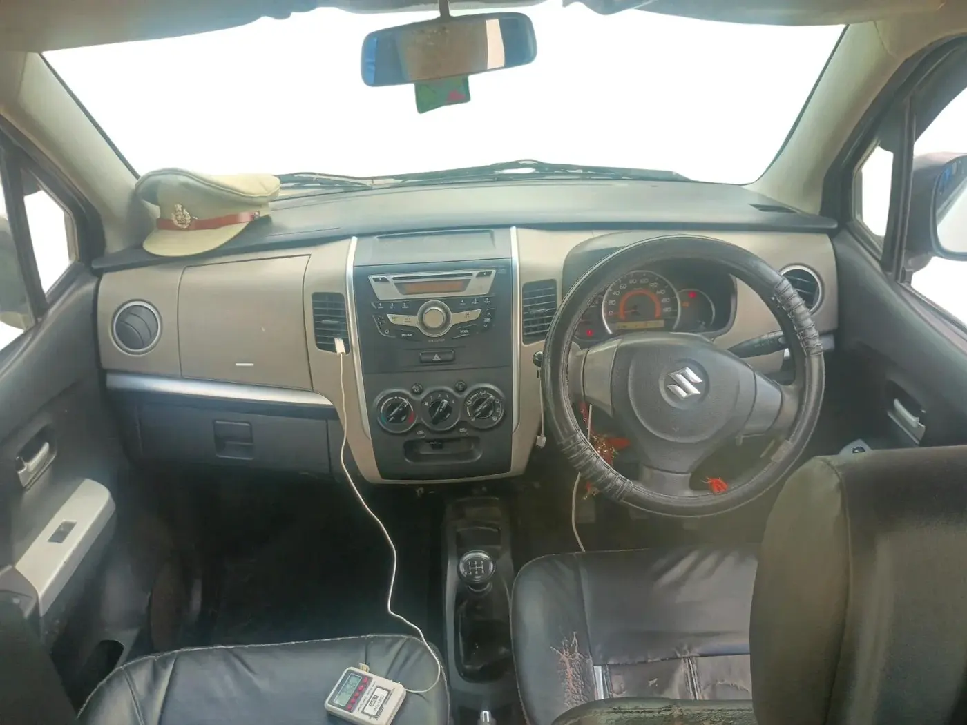 2013 Maruti Wagon R 1.0 VXI, Petrol, Manual, 87,146 km, interior