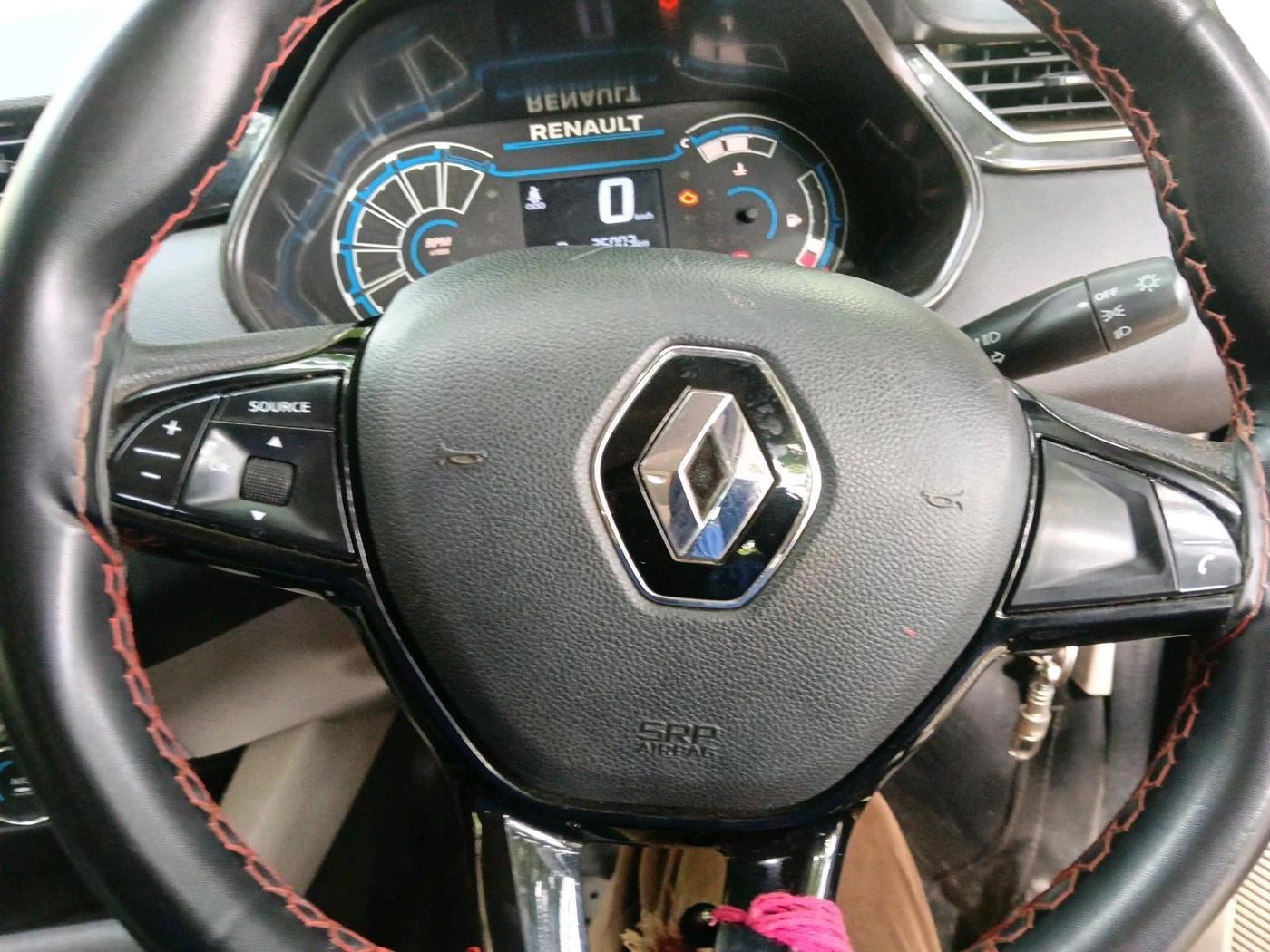 2024 Renault TRIBER RXT, Petrol, Manual, 25,003 km, interior