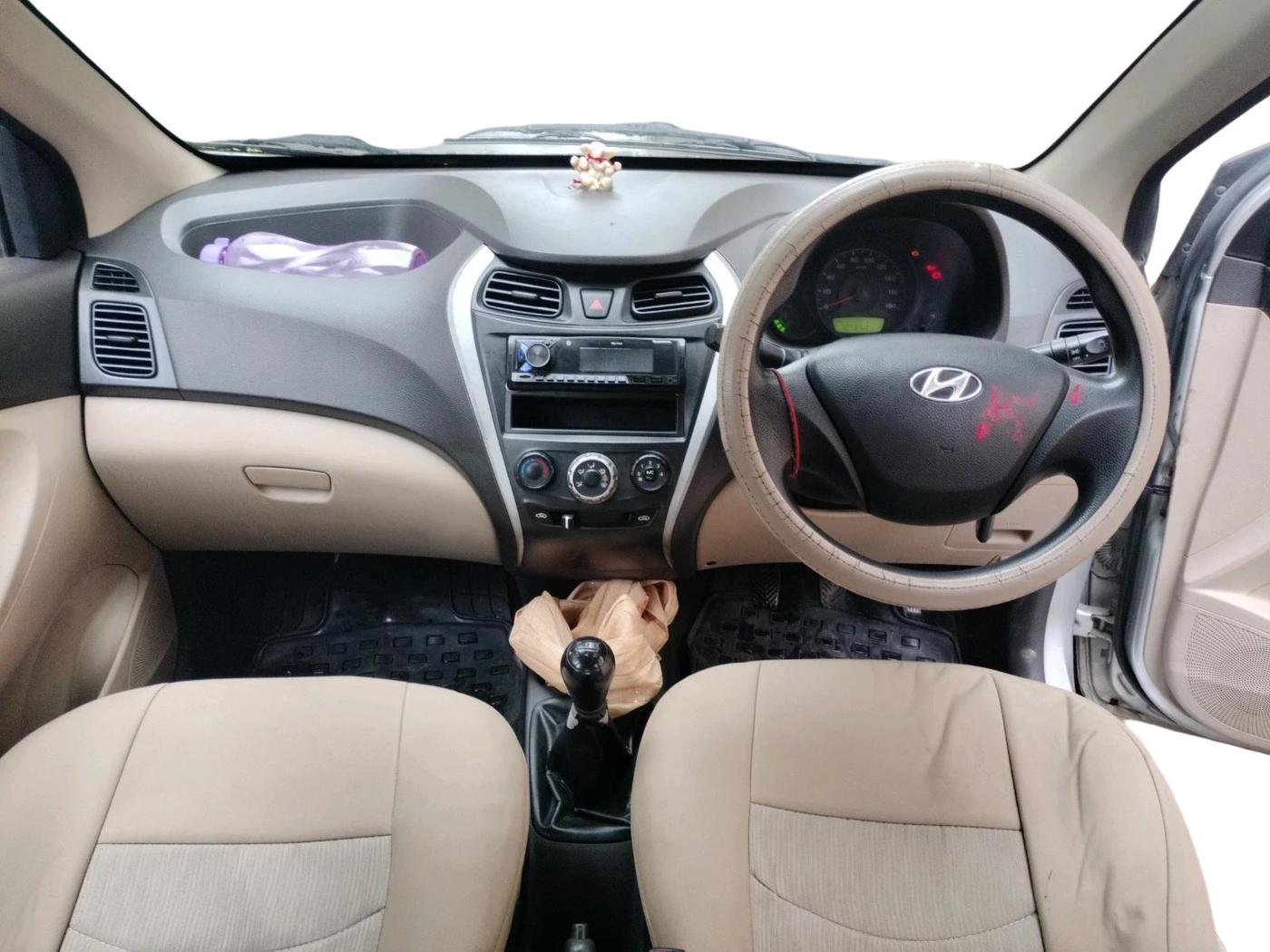2012 Hyundai Eon ERA +, Petrol, Manual, 72,734 km, interior