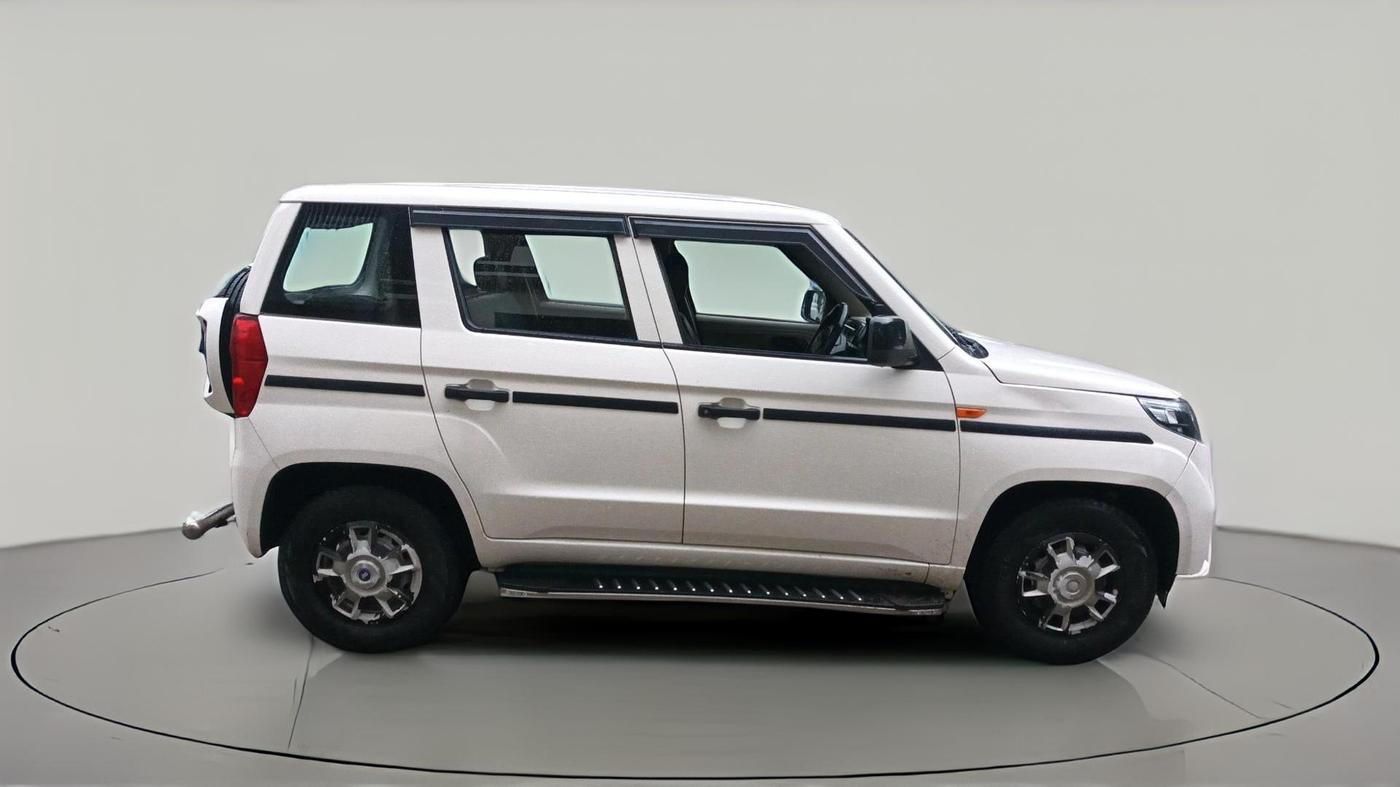 2024 Mahindra BOLERO NEO N 4, Diesel, Manual, 49,564 km, exterior