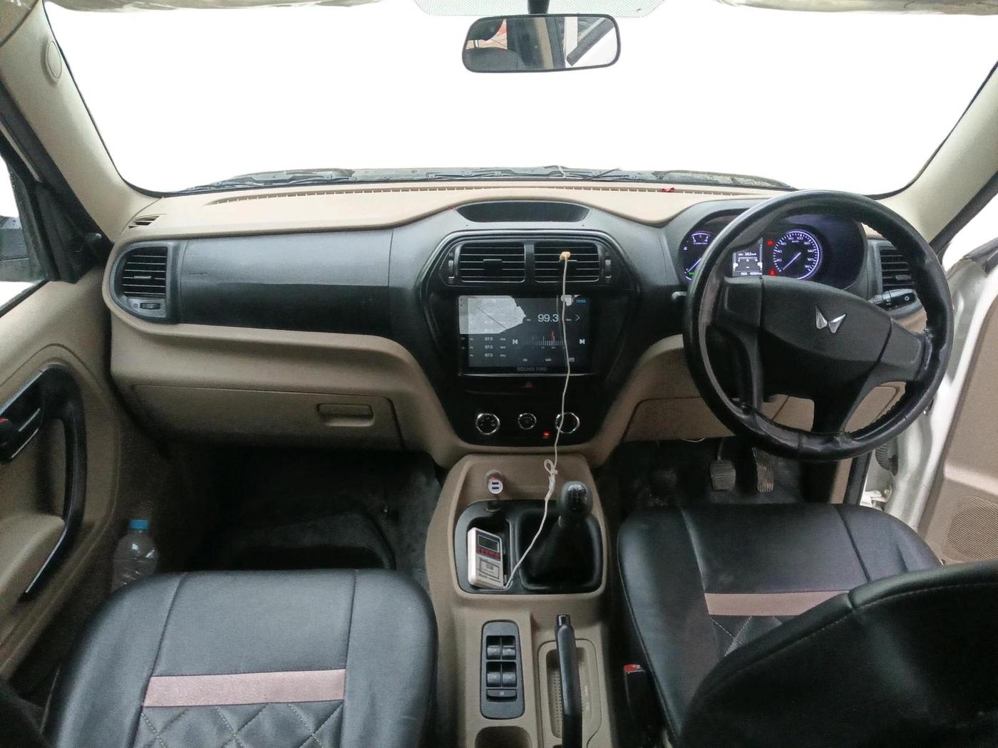 2024 Mahindra BOLERO NEO N 4, Diesel, Manual, 49,564 km, interior