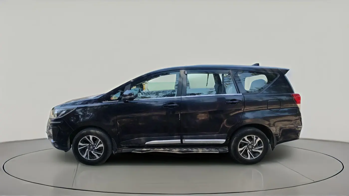 2021 Toyota Innova Crysta 2.4 G PLUS 8 STR, Diesel, Manual, 62,555 km, exterior