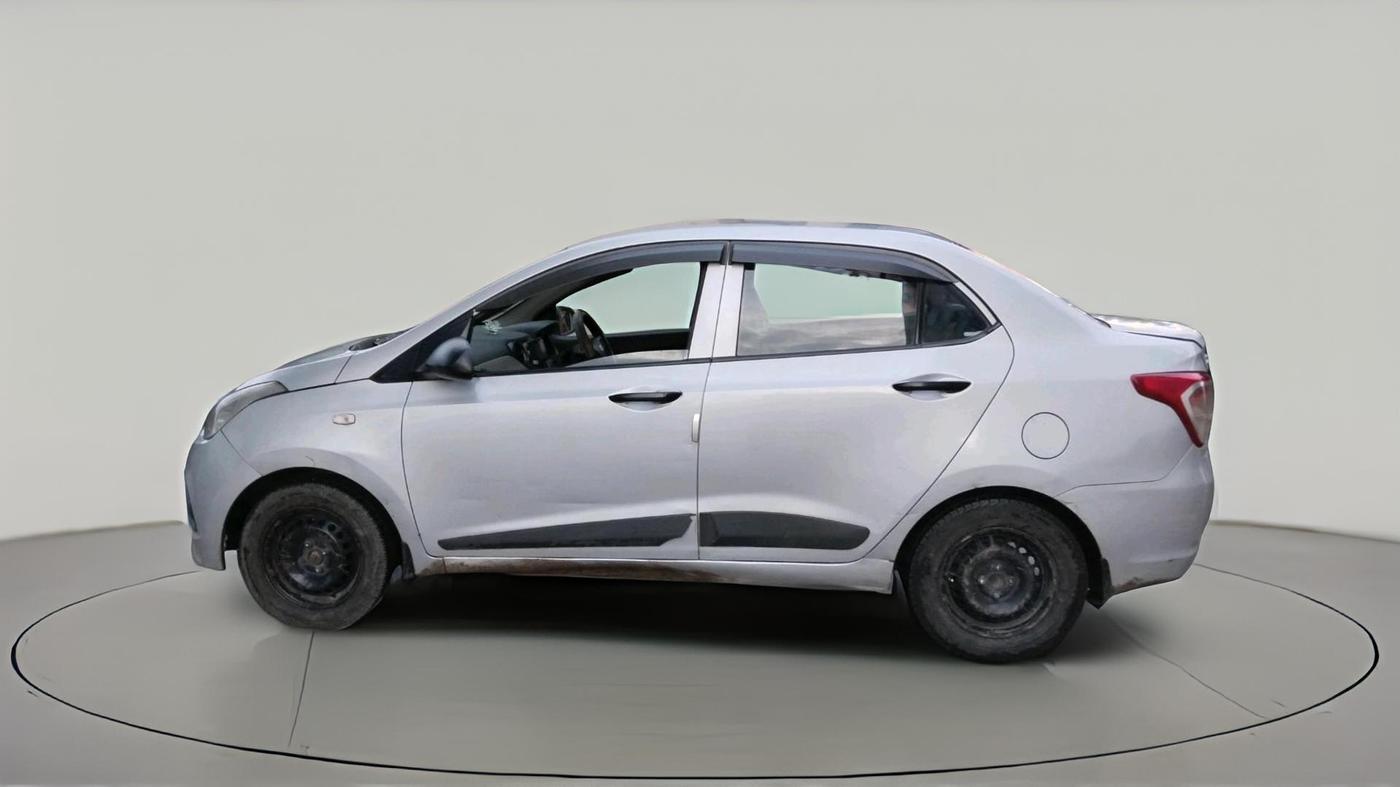 2017 Hyundai Xcent BASE 1.1, Diesel, Manual, 79,106 km, exterior