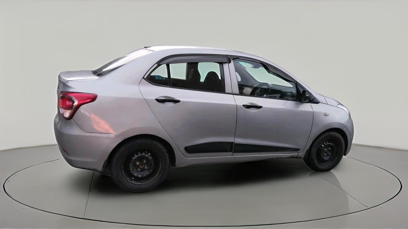 2017 Hyundai Xcent BASE 1.1, Diesel, Manual, 79,106 km, exterior